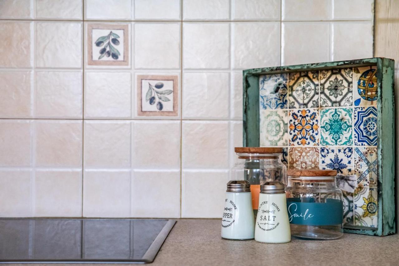 Petradi Town Apartment スコペロス エクステリア 写真