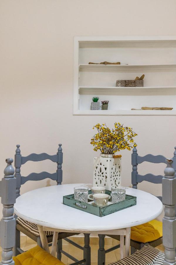 Petradi Town Apartment スコペロス エクステリア 写真