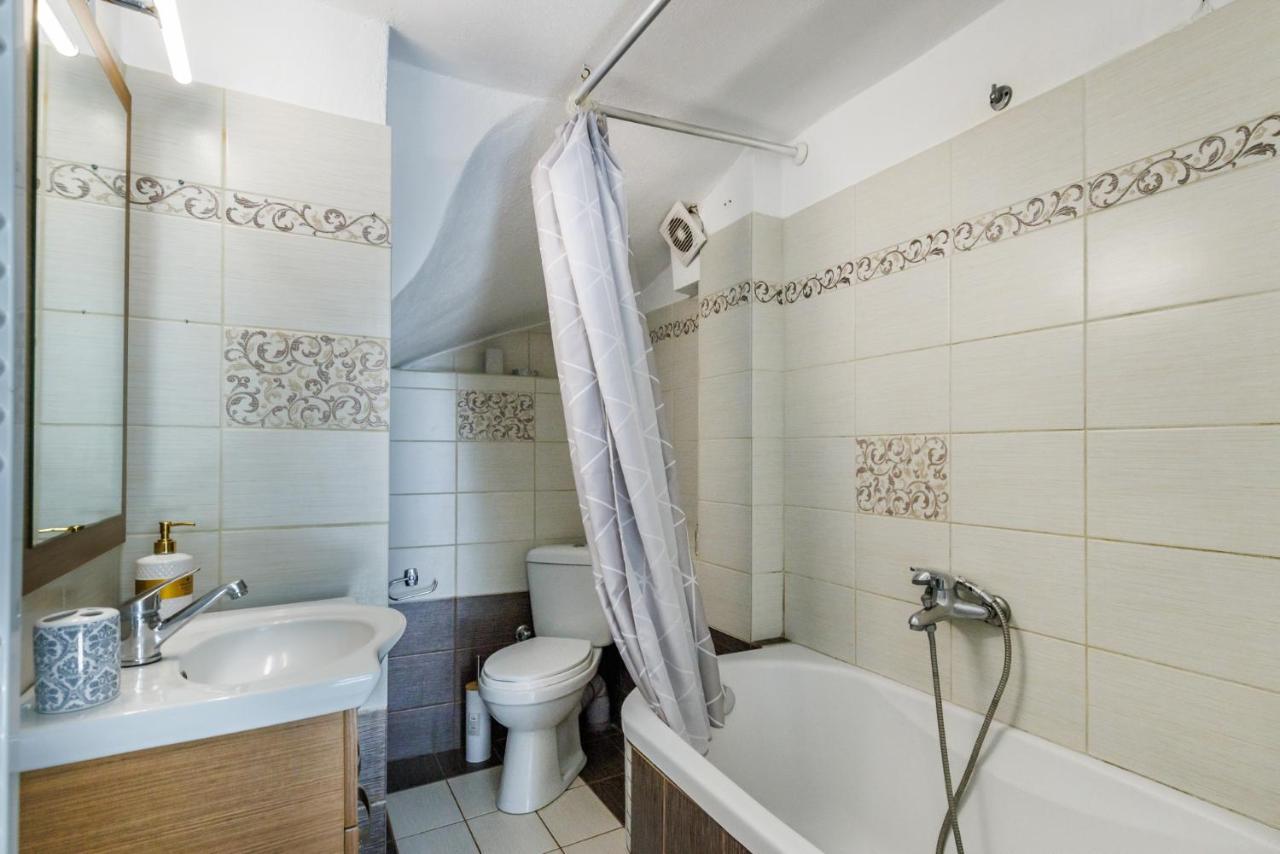 Petradi Town Apartment スコペロス エクステリア 写真